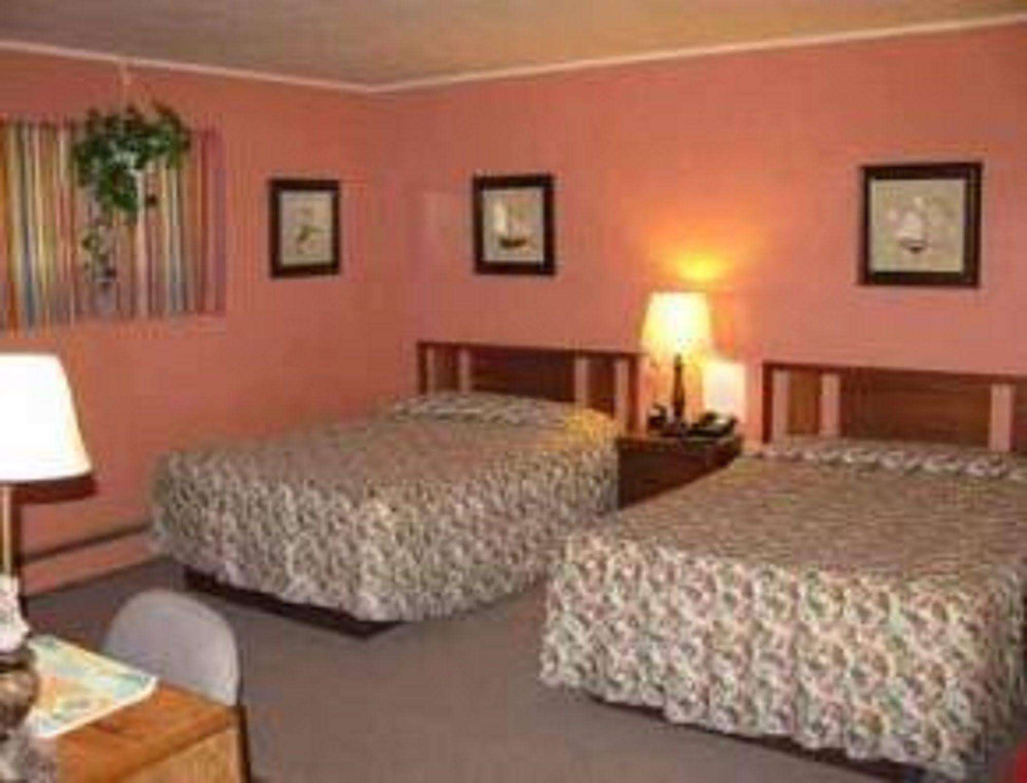Four Seasons Motel Malone Exterior photo